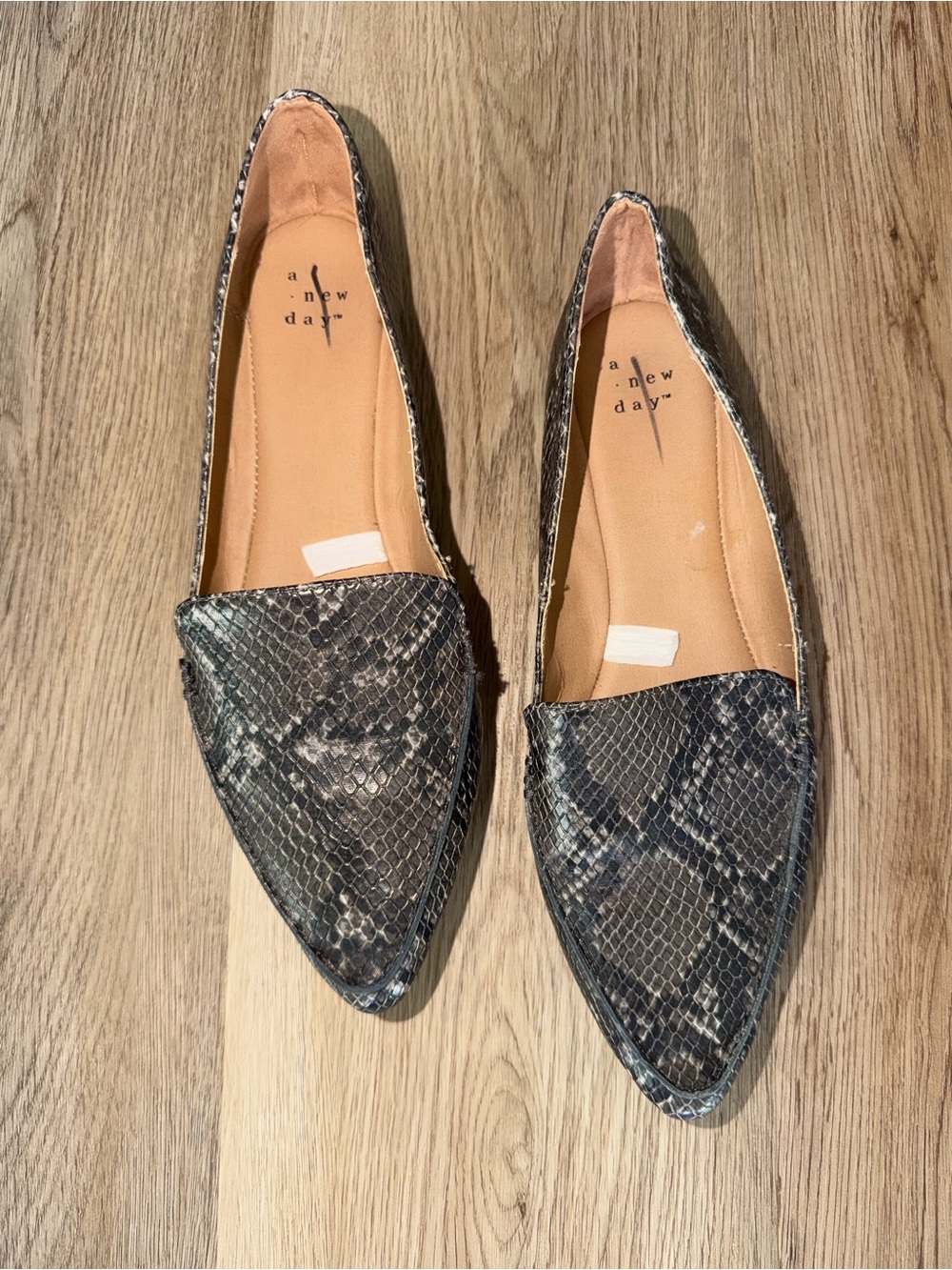 a new day Women's Snake-Print Pointed Toe Flats - Black and Tan